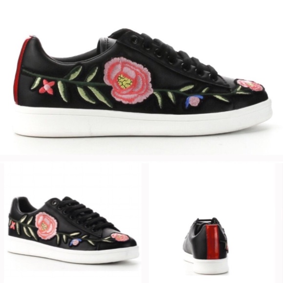 Black and floral embroidered sneakers - Picture 2 of 2